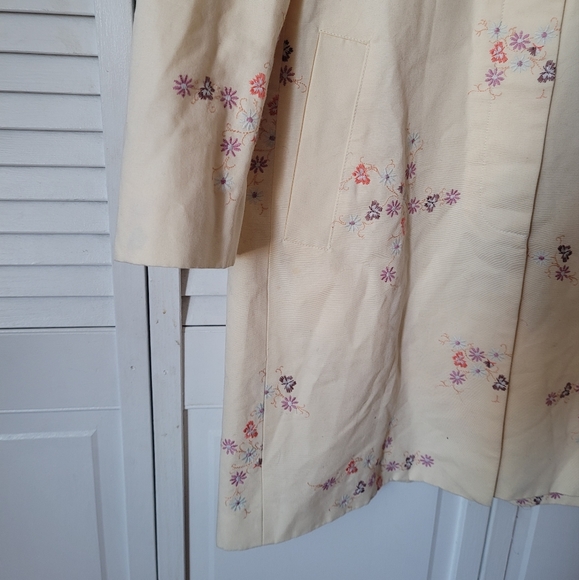 GAP Floral Embroidered Jacket, Size M - Picture 5 of 13